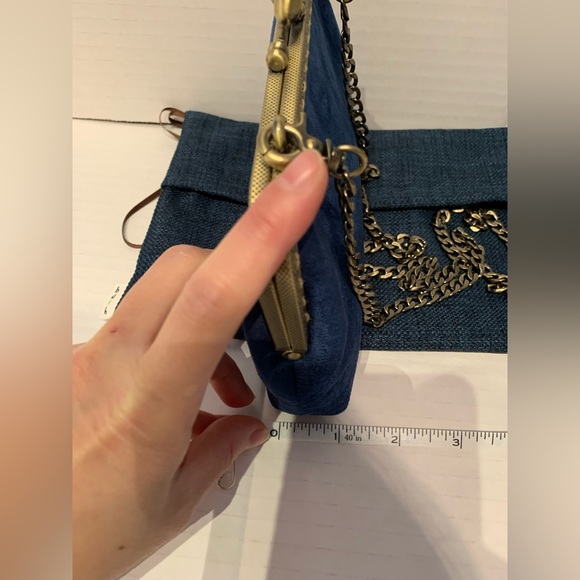 Bottega Veneta Costmatic Bag - Picture 8 of 9